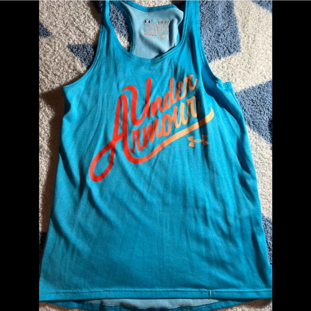 2 under armour tops a tank top and a short sleeve ysm and ylg